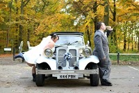 Vulcan wedding cars Doncaster 1077047 Image 2